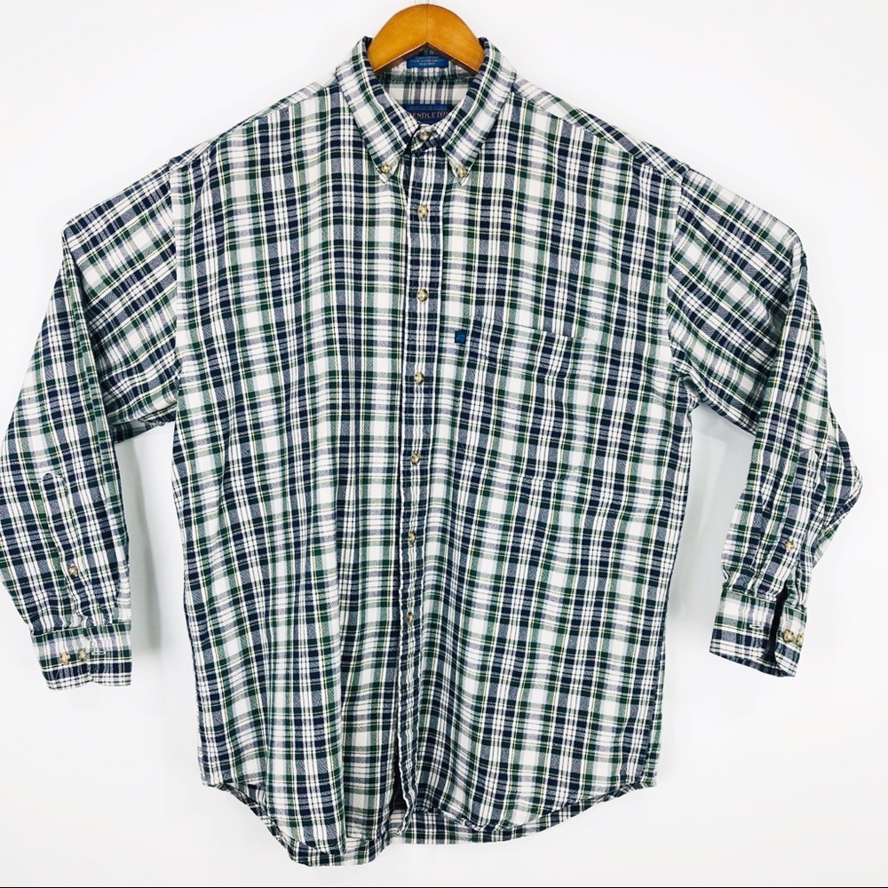 Pendleton Long sleeve plaid button down fannel